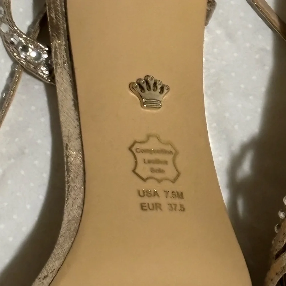 Nina NY Gold Strappy Heels - Picture 3 of 11
